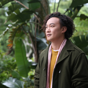 国产一级A级母子伦视频
